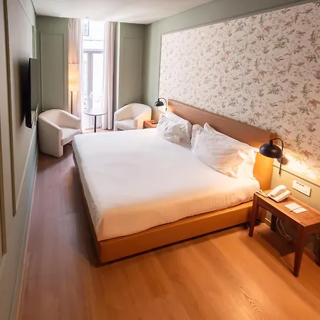 Lisboa Carmo Hotel-3